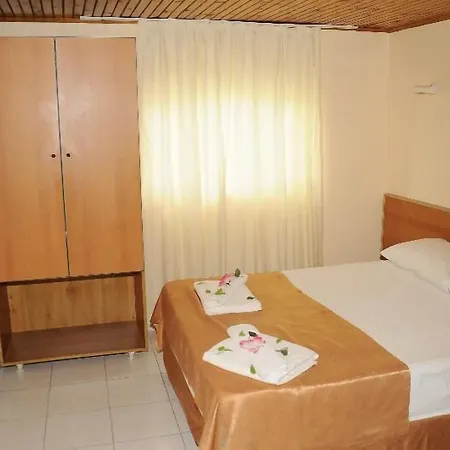 ホテル Gungor アランヤ